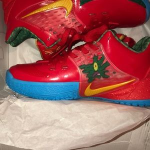 Kyrie LOW 2 Mr.Krabs edition Sponge-bob collection
